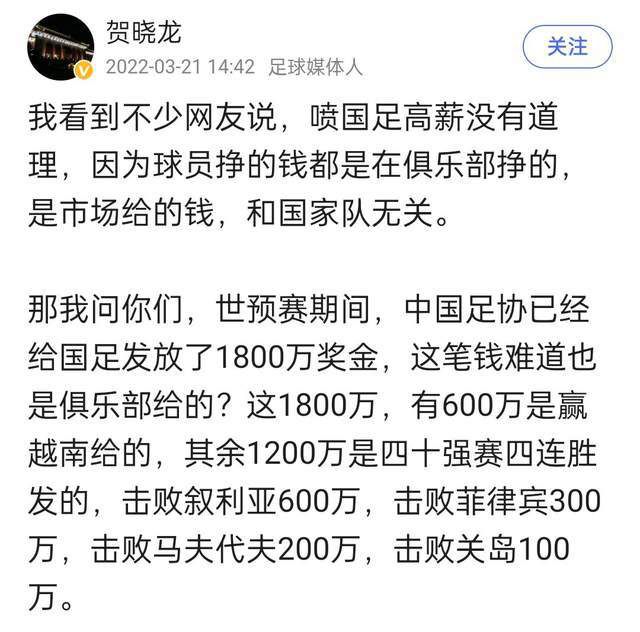 场景方面，新增的红毯环节特别设置了;影视十重门 门廊，创意呈现影视介质从4∶3到16∶9的演变